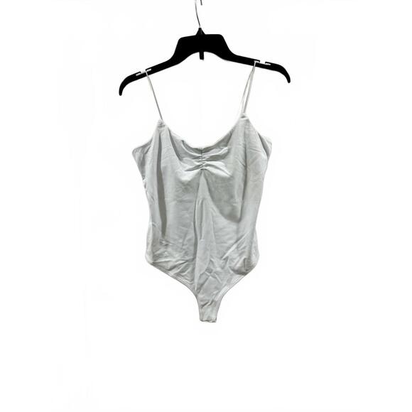NWT Princess Polly Bekks White Stretchy Sleeveless Bodysuit- Size 8 - Picture 2 of 8